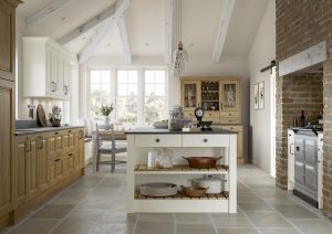 Jackson shaker kitchen door, showcased in a traditional kitchen design using Light Oak and Ivory colour options to create a dual tone kitchen design. Designed by The Kitchen Depot.