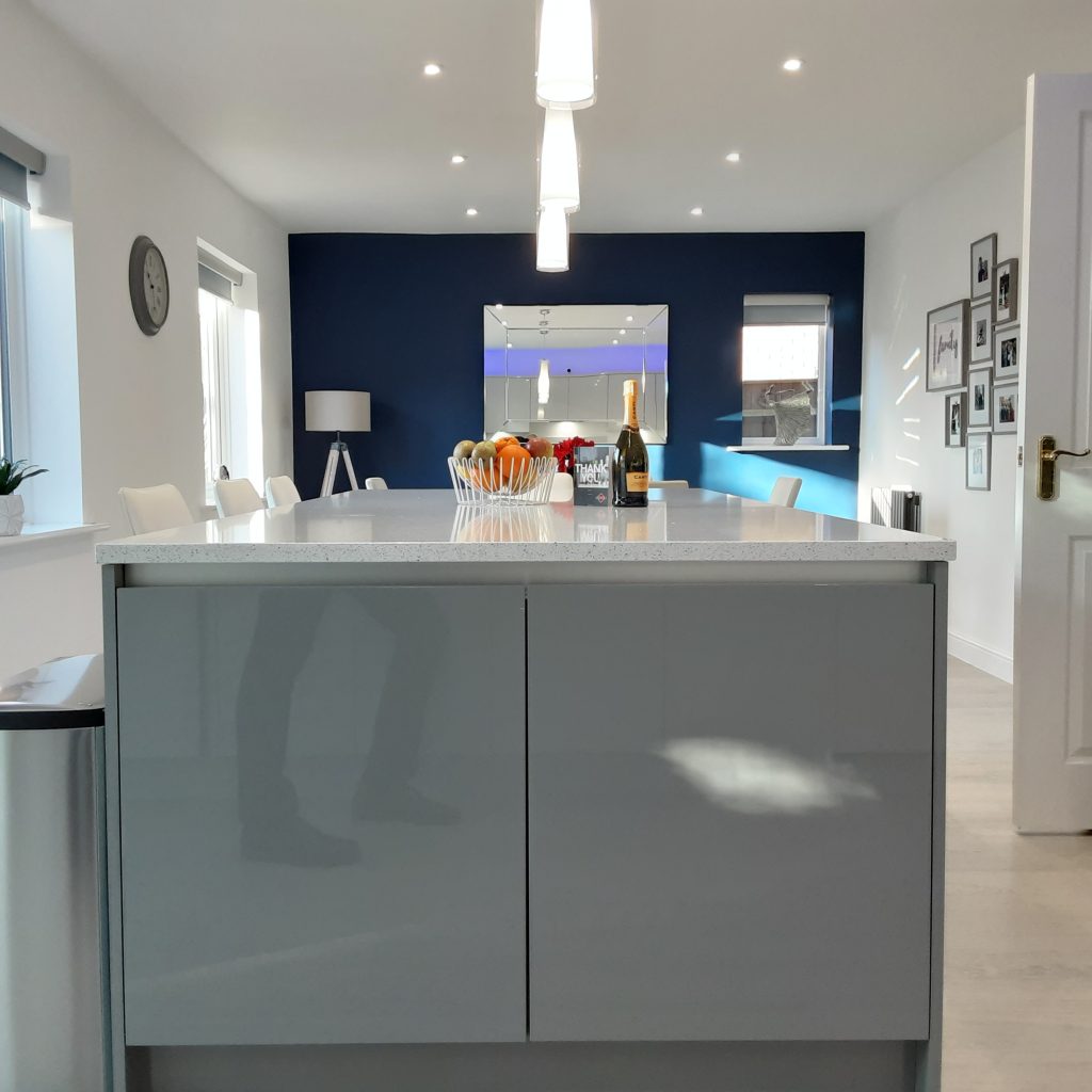 Handleless Light and Dust Grey Zara Gloss kitchen made by The Kitchen Depot 7